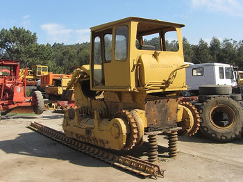 Buldôzer CATERPILLAR D6C