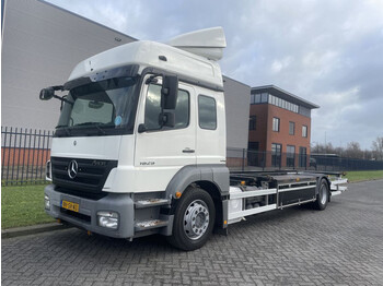 Caminhão transportador de contêineres/ Caixa móvel MERCEDES-BENZ Axor 1829