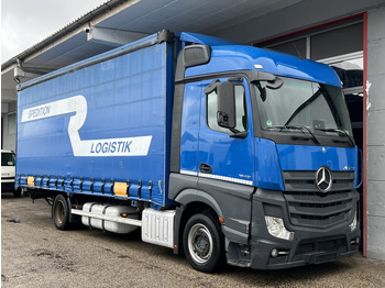 Caminhão com lona MERCEDES-BENZ Actros 1840