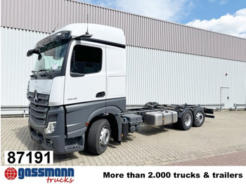 Caminhão chassi MERCEDES-BENZ Actros 2548