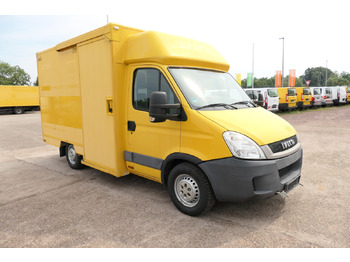 Carrinha de contentor IVECO Daily