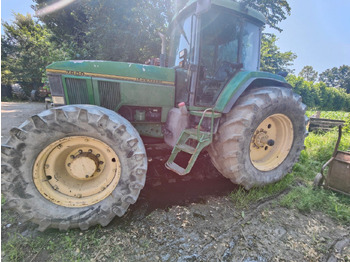 Trator JOHN DEERE 7800