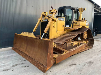 Buldôzer CATERPILLAR D6T