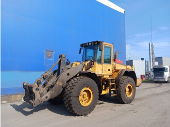 Carregadeira de rodas VOLVO L120E