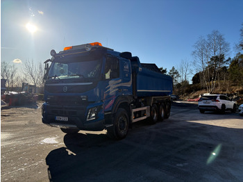 Camião de caixa aberta/ Plataforma VOLVO FMX 540