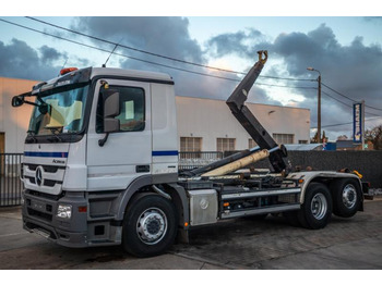 Locação de Mercedes ACTROS 2646 L-MP3 Mercedes ACTROS 2646 L-MP3: foto 1