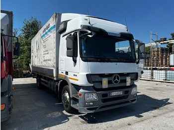 Caminhão com lona MERCEDES-BENZ Actros 1836