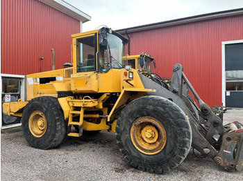 Carregadeira de rodas VOLVO L120C