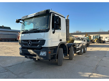 Caminhão chassi MERCEDES-BENZ Actros 3241