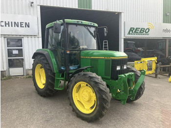 Trator JOHN DEERE 6100