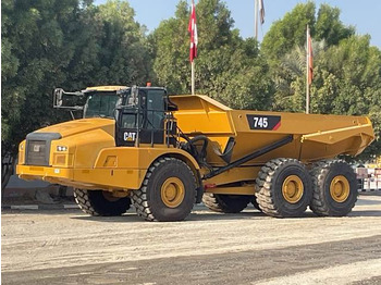 Caminhão articulado CATERPILLAR 745