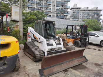 Mini carregadeira de esteiras BOBCAT