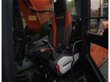 Escavadora de rastos DOOSAN DX530LC-5