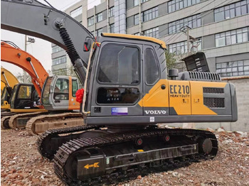 Escavadora de rastos VOLVO EC210