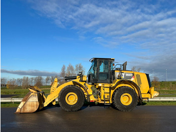 Carregadeira de rodas CATERPILLAR 966M