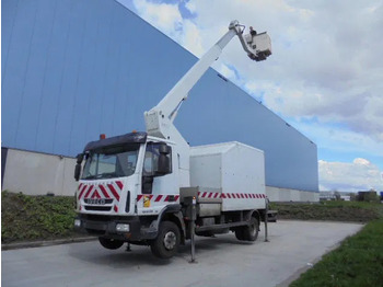 Caminhão IVECO EuroCargo 120E