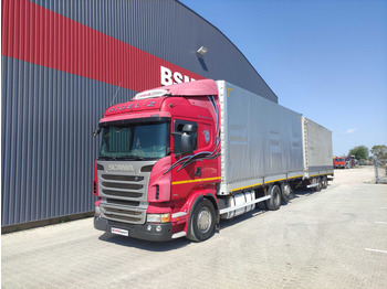 Caminhão com lona SCANIA R 420