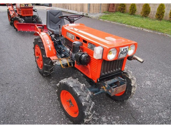 Mini trator KUBOTA B series