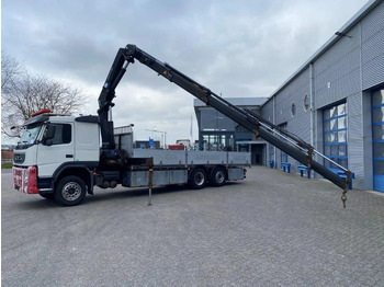 Caminhão grua VOLVO FM11 370