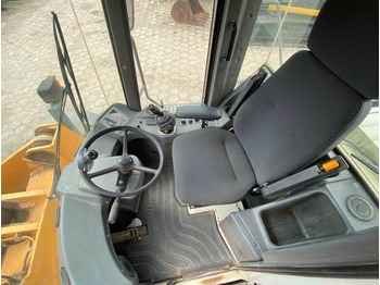 Carregadeira de rodas Liebherr L564: foto 4