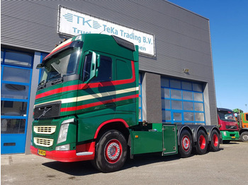 Caminhão transportador de contêineres/ Caixa móvel VOLVO FH 500