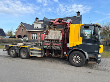 Caminhão de lixo DAF CF 75 250