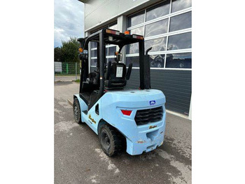 Empilhadeira a diesel Hyster Yale UT35P Dieselstapler 2500kg, 4800mm, BJ 2019: foto 4