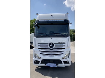 Tractor MERCEDES-BENZ Actros 1848