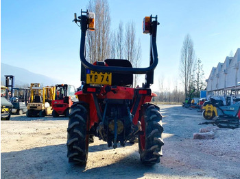 Locação de KUBOTA B1710 MINI TRACTEUR AGRICOLE KUBOTA B1710 MINI TRACTEUR AGRICOLE: foto 4