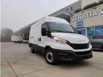 Furgão IVECO Daily 35s14