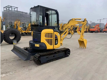 Mini escavadeira KOMATSU PC35