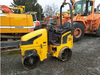 Compactador de asfalto JCB