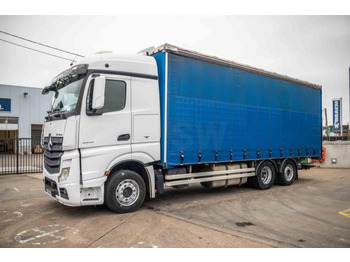 Caminhão com lona MERCEDES-BENZ Actros 2548