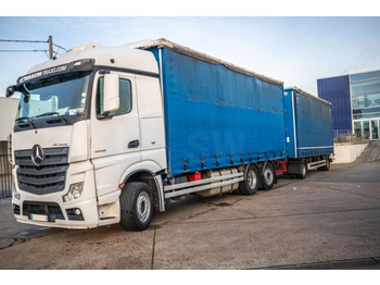 Caminhão com lona MERCEDES-BENZ Actros 2548