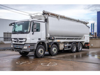 Caminhão tanque MERCEDES-BENZ Actros 3241