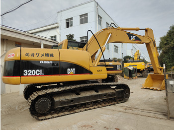 Escavadora de rastos CATERPILLAR 320C