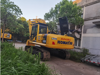 Escavadora de rastos KOMATSU PC220