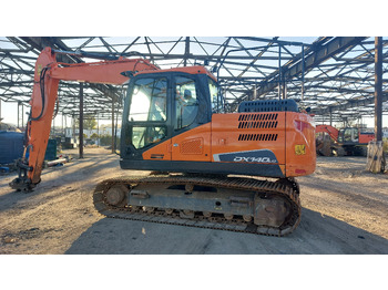 Escavadora de rastos DOOSAN DX140LC-5: foto 5