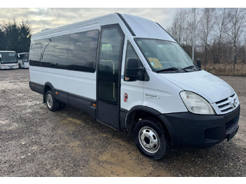 Micro-ônibus IVECO Daily 50c18