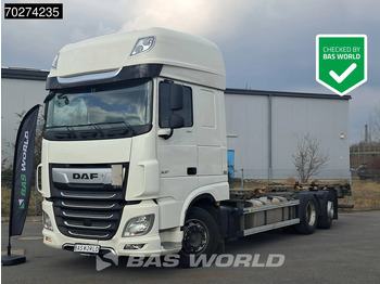 Caminhão transportador de contêineres/ Caixa móvel DAF XF 480