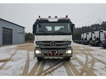 Caminhão polibenne MERCEDES-BENZ Actros 4144