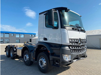 Caminhão chassi MERCEDES-BENZ Arocs