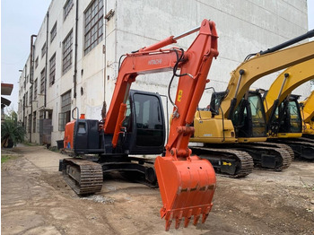 Locação de Hitachi Zaxis 70  Hitachi Zaxis 70: foto 1