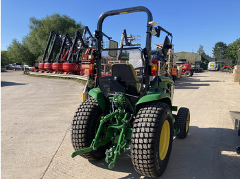 Locação de  John Deere 3039R compact tractor John Deere 3039R compact tractor: foto 5