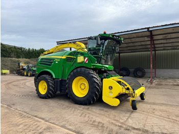 Picadora de forragem automotriz JOHN DEERE 8600