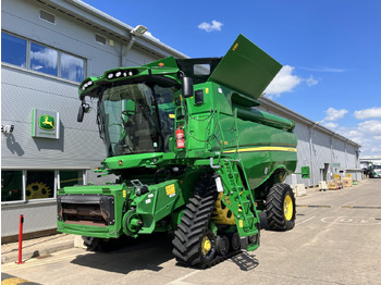 Ceifeira debulhadora JOHN DEERE S780