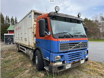 Caminhão furgão VOLVO