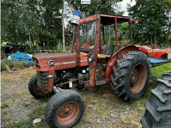 Trator MASSEY FERGUSON 100 series