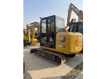 Mini escavadeira CATERPILLAR 306E2