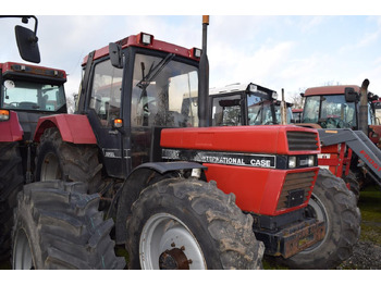 Trator CASE IH 956XL